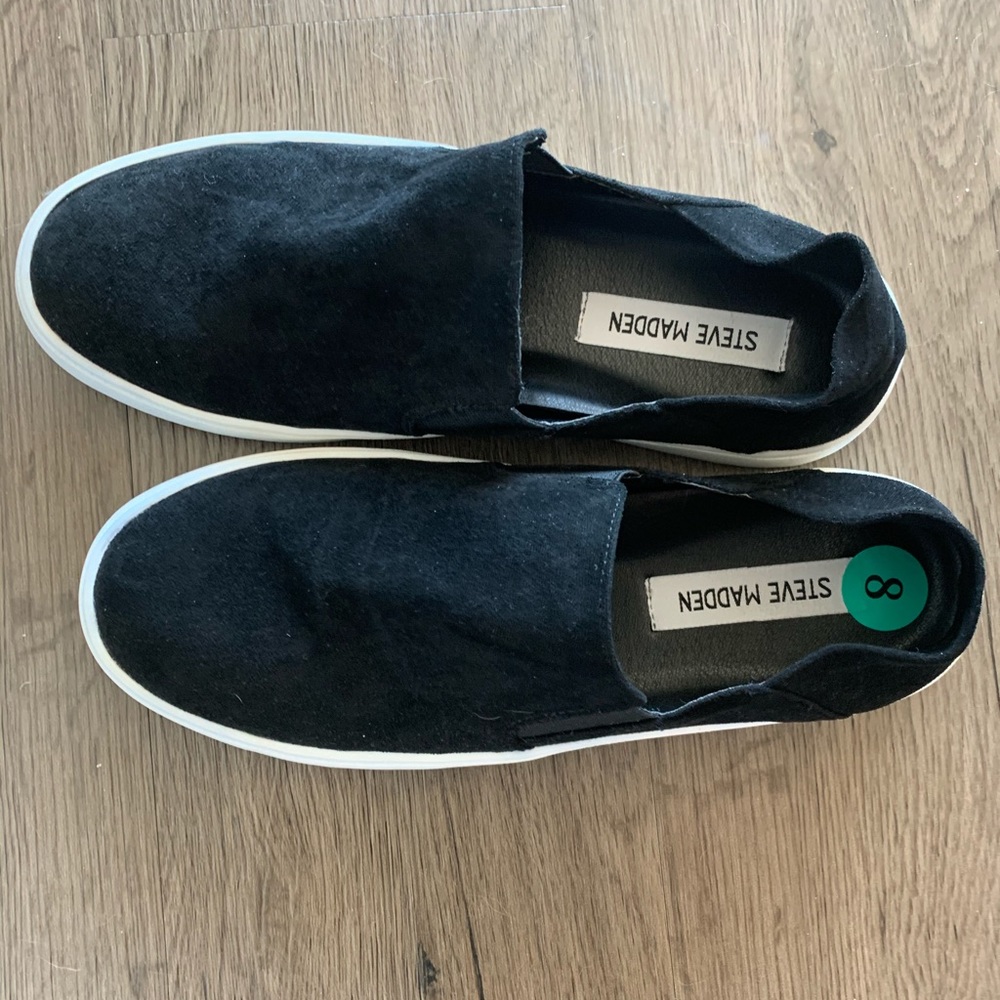 Steve Madden Slip On shoes